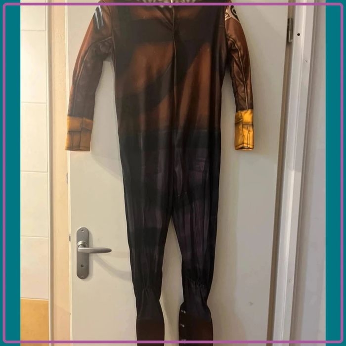 Costume fornite 09-10 ans - photo numéro 6