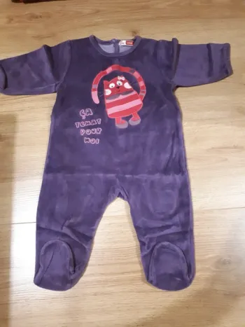 Pyjama velours du pareil au même 6mois