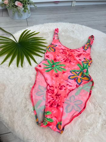 maillot une pièce fluo