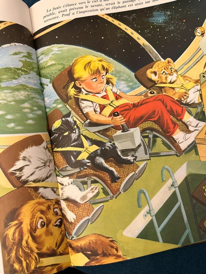 Caroline sur la Lune livre bd album Hachette Jeunesse ancien 1966 espace - photo numéro 6