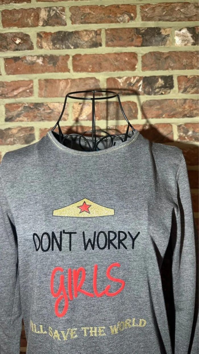 Haut gris à longues manches Etam x Wonder Woman Taille XS / 34 - photo numéro 4