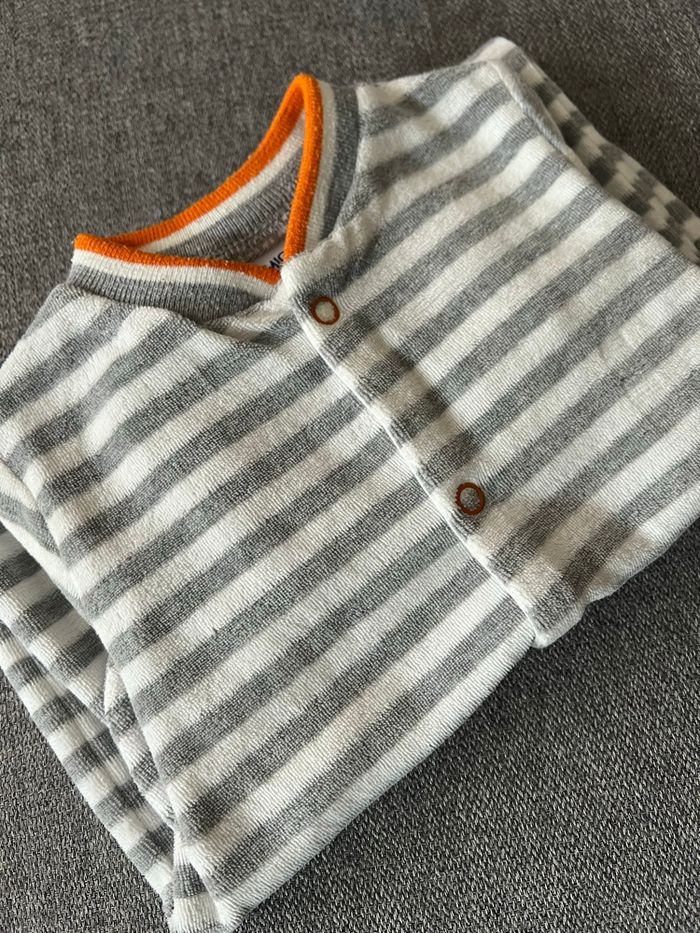 Pyjama d’hiver en velours Primigi bébé 6 mois - photo numéro 3