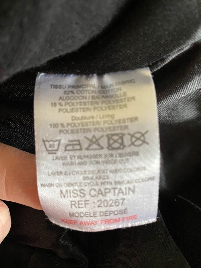 Robe Miss Captain Taille 38 - photo numéro 4