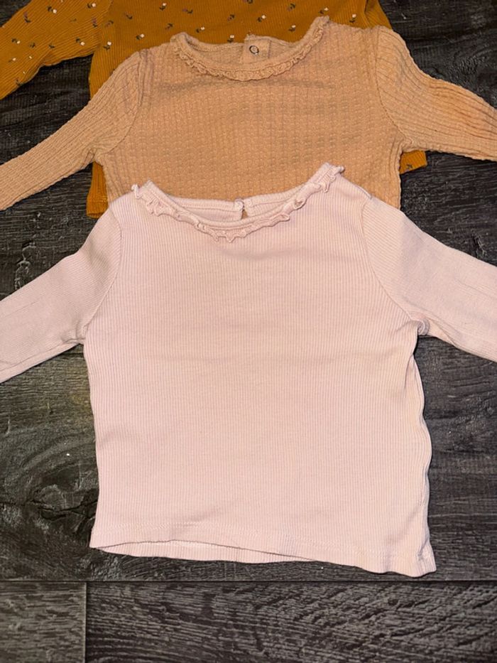 3 pull col froncé 6 mois - photo numéro 2