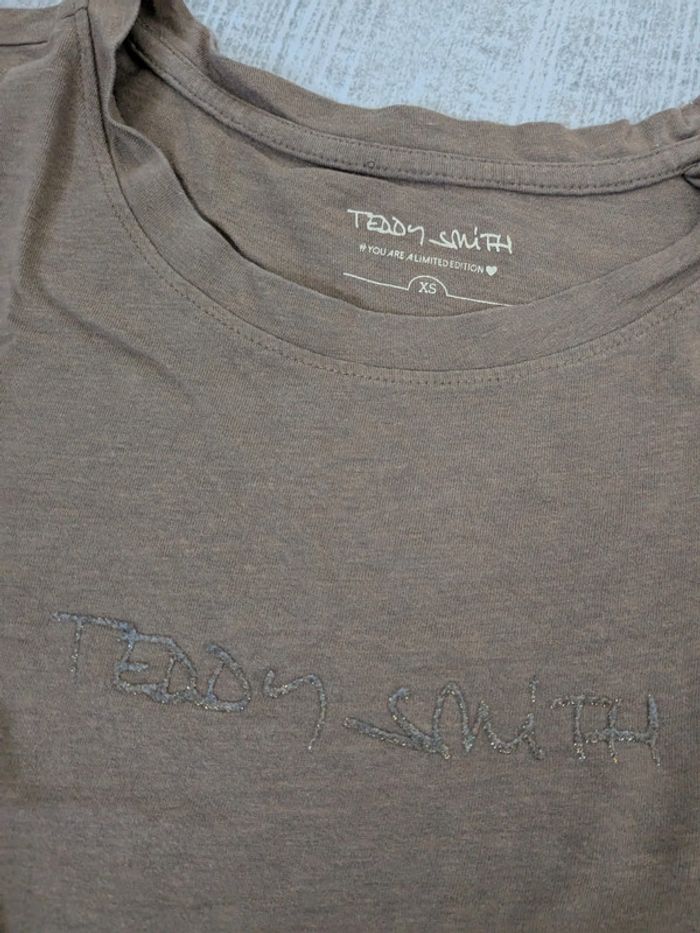 Tee-shirt Teddy Smith marron comme neuf - photo numéro 2