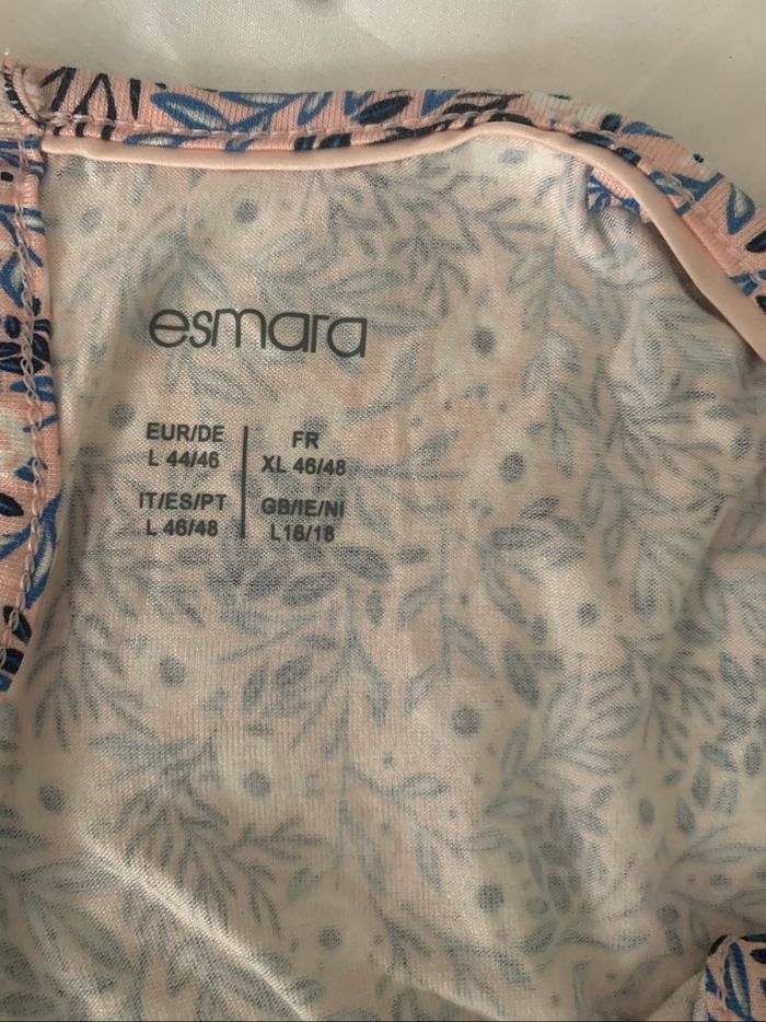 Combishort Esmara taille 46-48 fleuri manches courtes - photo numéro 9
