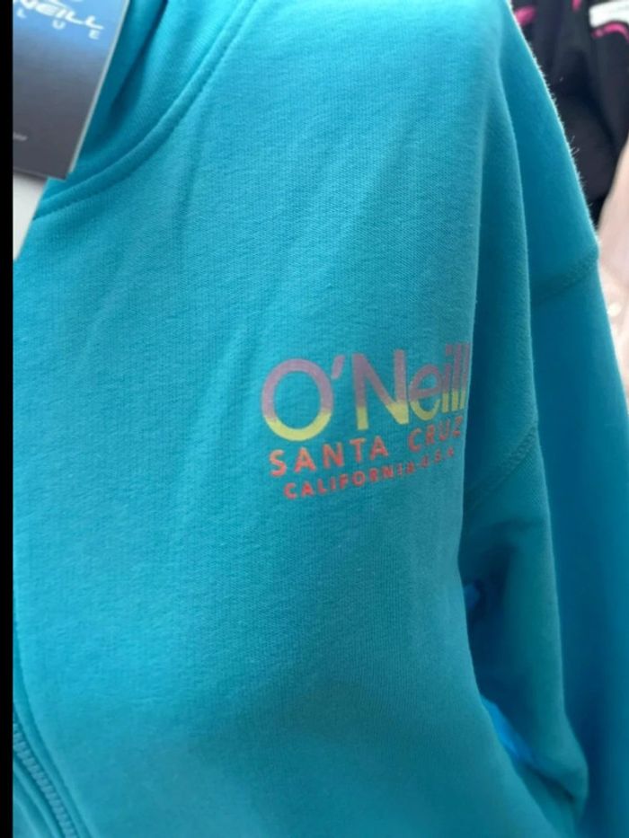 Sweat o’neill fille valeur 55,99€ - photo numéro 3