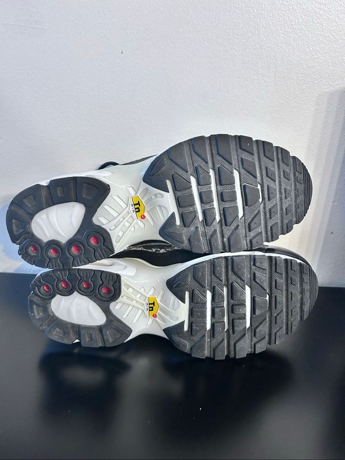 Nike TN Air Max Plus – Pointure 39 – Très bon état – Style & confort - photo numéro 8