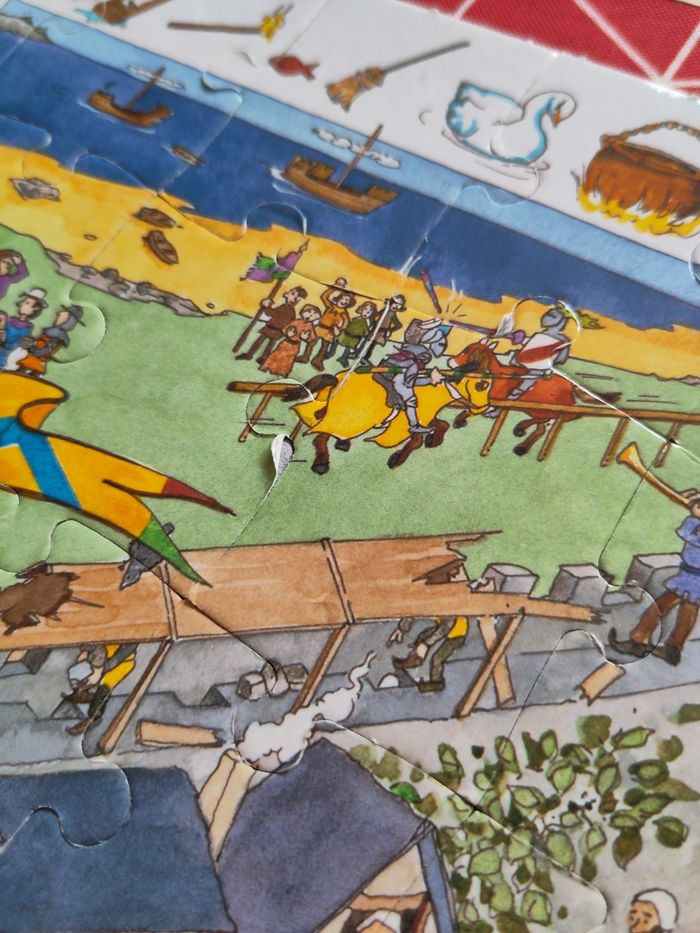 Puzzle observation Djeco 100 pièces "le château fort" - photo numéro 10