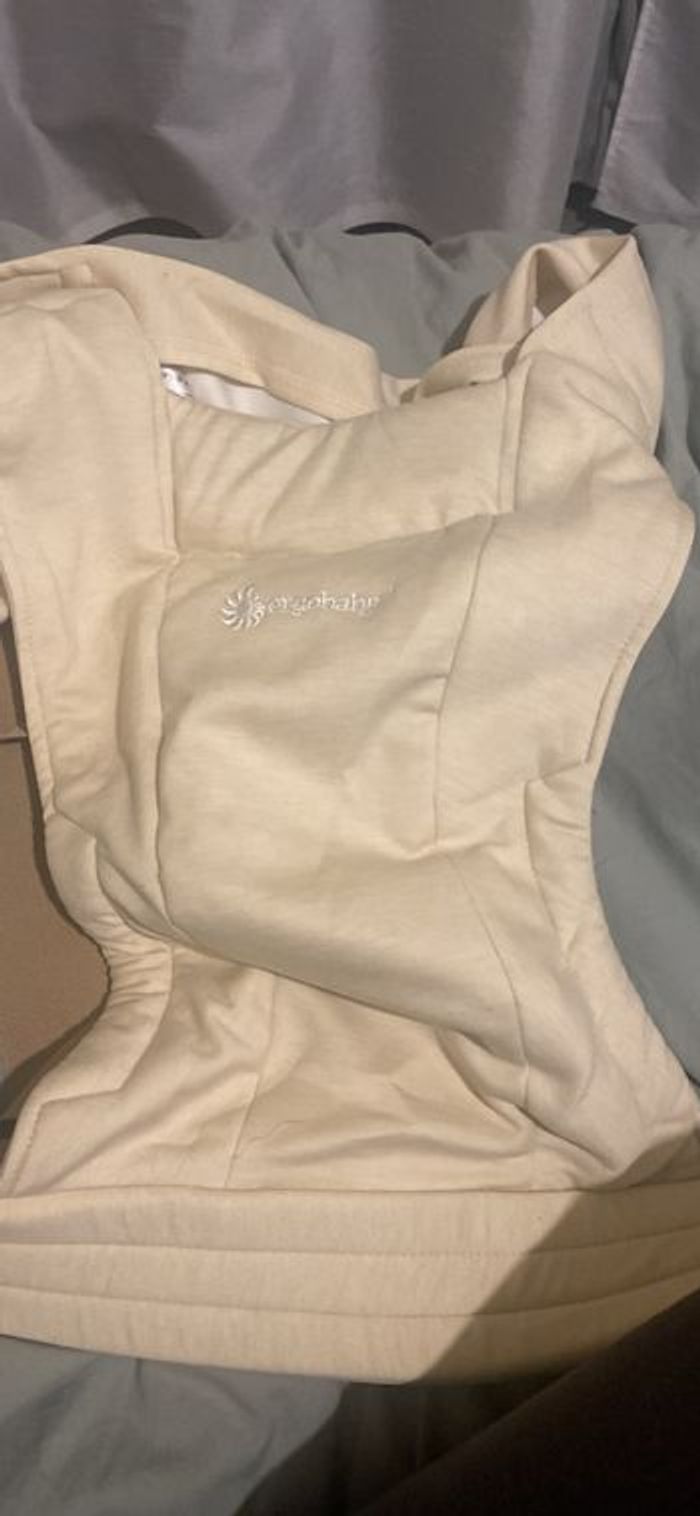 Porte bébé ergobaby