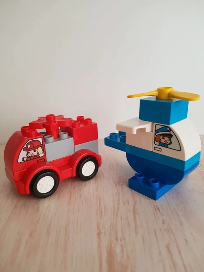 Camion transporteur et véhicules Lego Duplo - photo numéro 11
