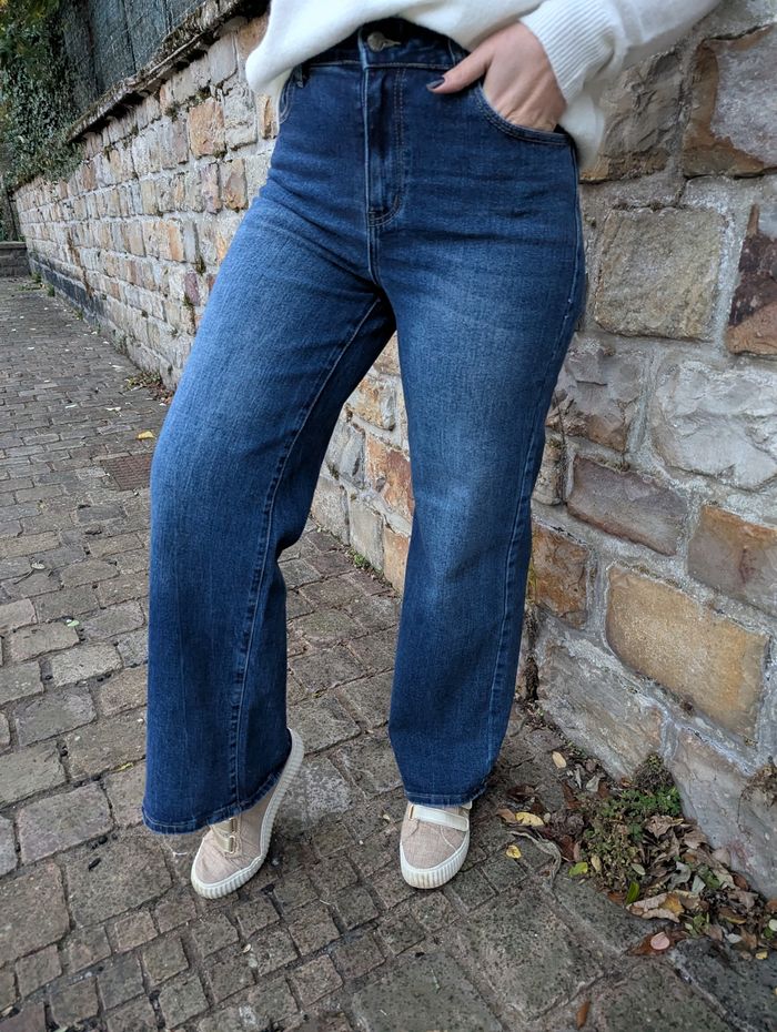 Jean large Clermont bleu wide legs
Taille 38