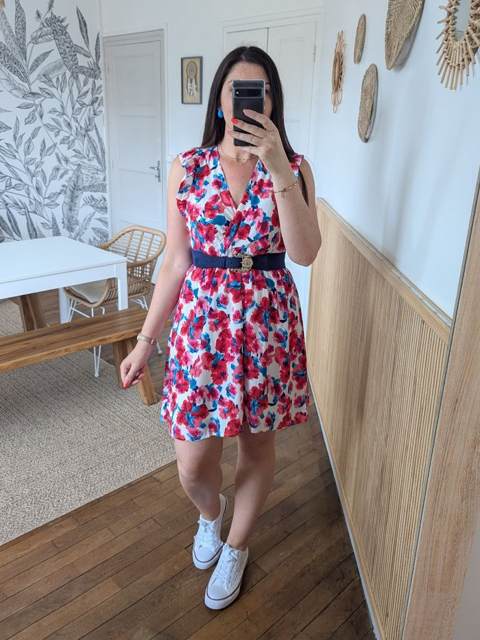 Robe Athènes fleurie rouge/bleu Taille M/L