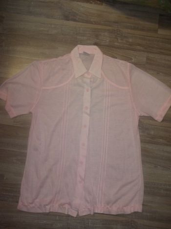 Chemisier acrylique rose manches courtes