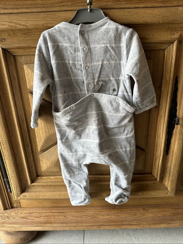 Pyjama - 9 mois - photo numéro 2