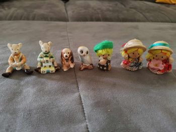 Lot de figurines anciennes vintages poupées souris cocker chouette