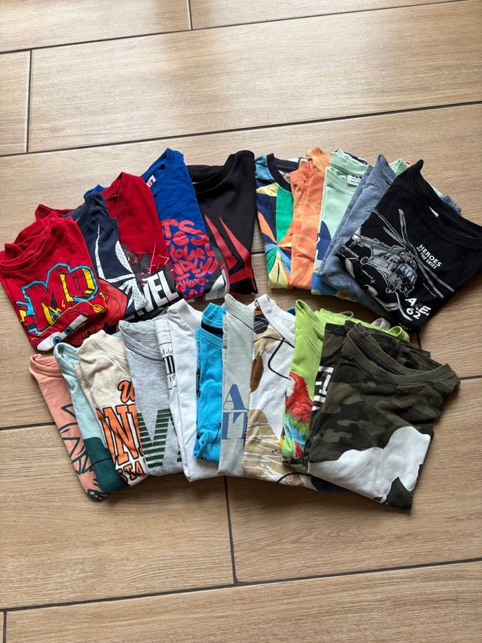 Gros lot de vêtements garçon 5/6 ans - photo numéro 2