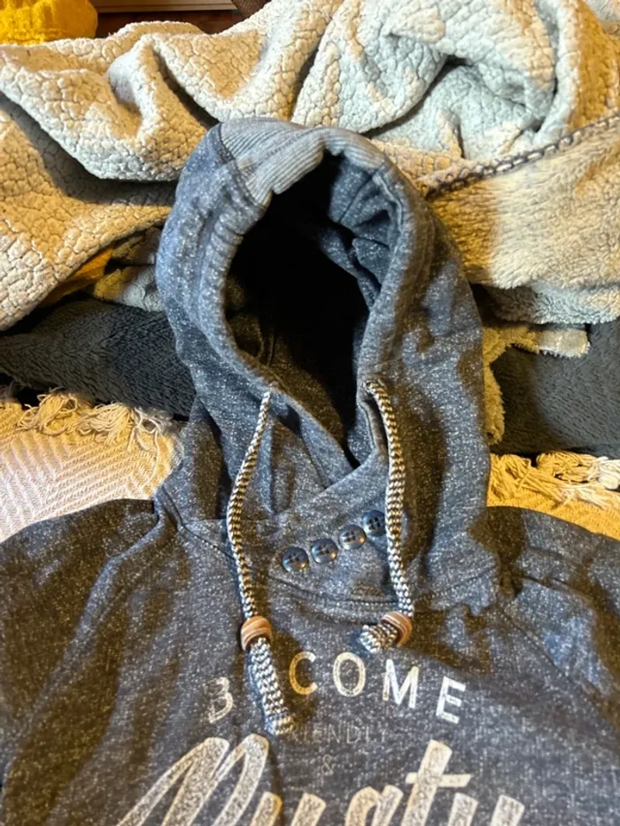 Sweat à capuche - photo numéro 2