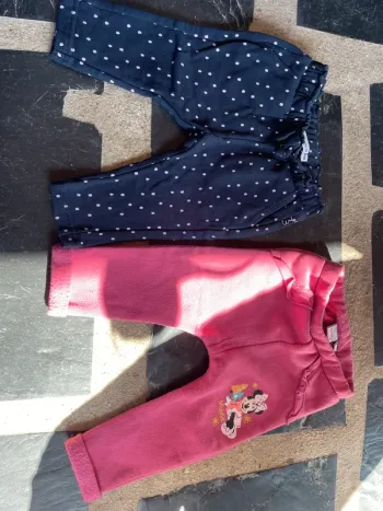Lot 2 pantalons chaud 6 mois