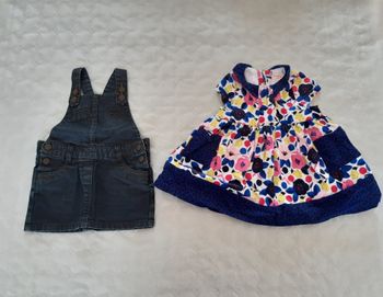 Lot de 2 robes taille 12 mois