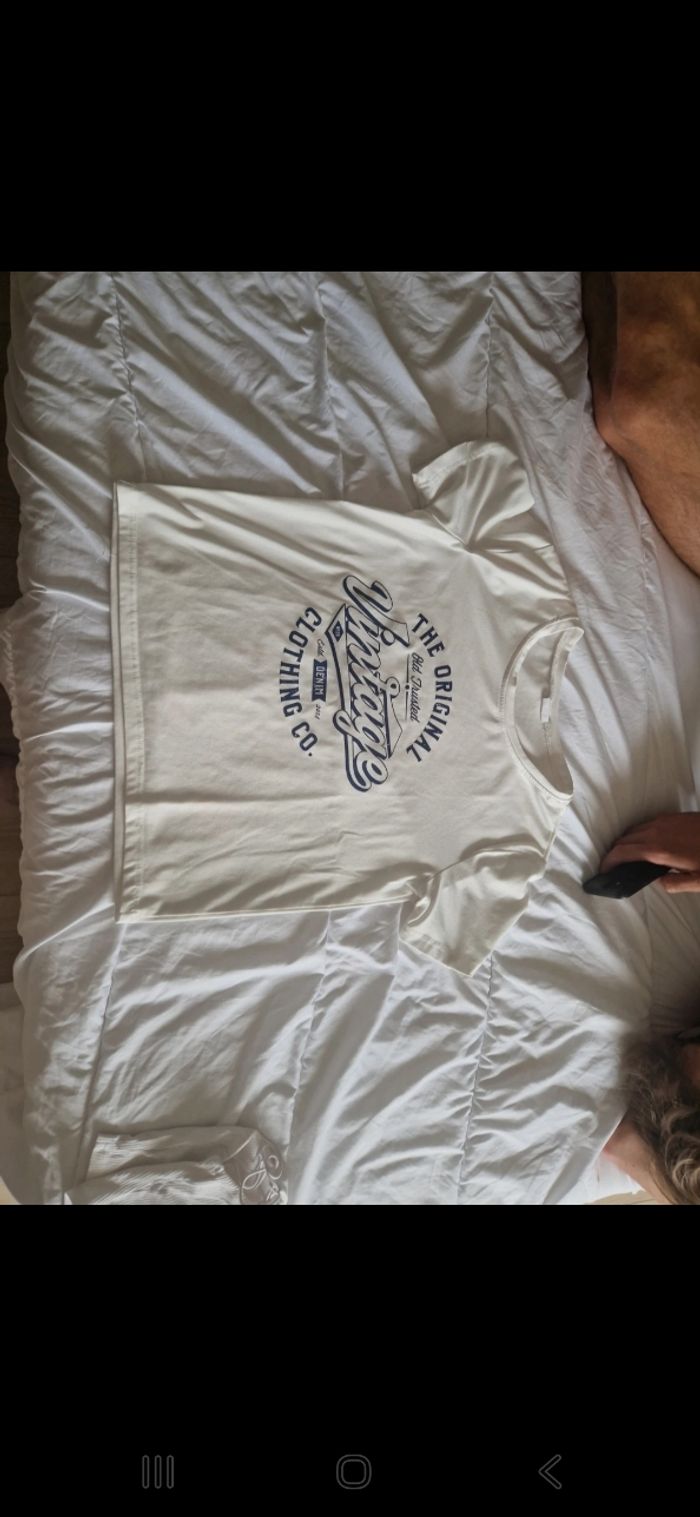 Tee-shirt