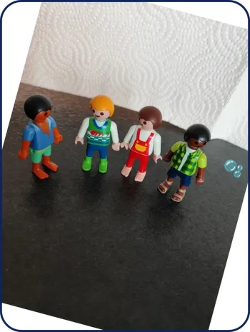 Lot de 4 adolescent playmobil