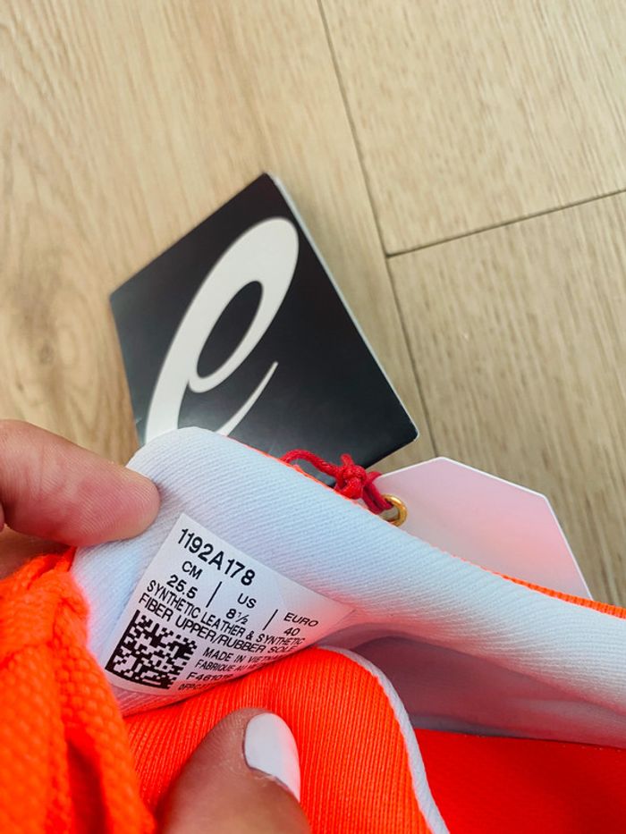 Asics- lyte 3 blanche/orange/noir neuve T.40 - photo numéro 6