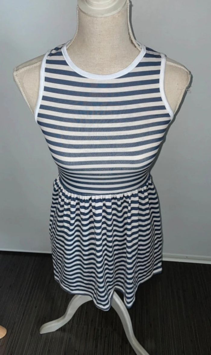 Robe marinière I Saw It First neuve avec étiquette - T.34