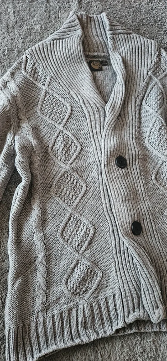 Gilet laine à bouton 12 ans - photo numéro 3