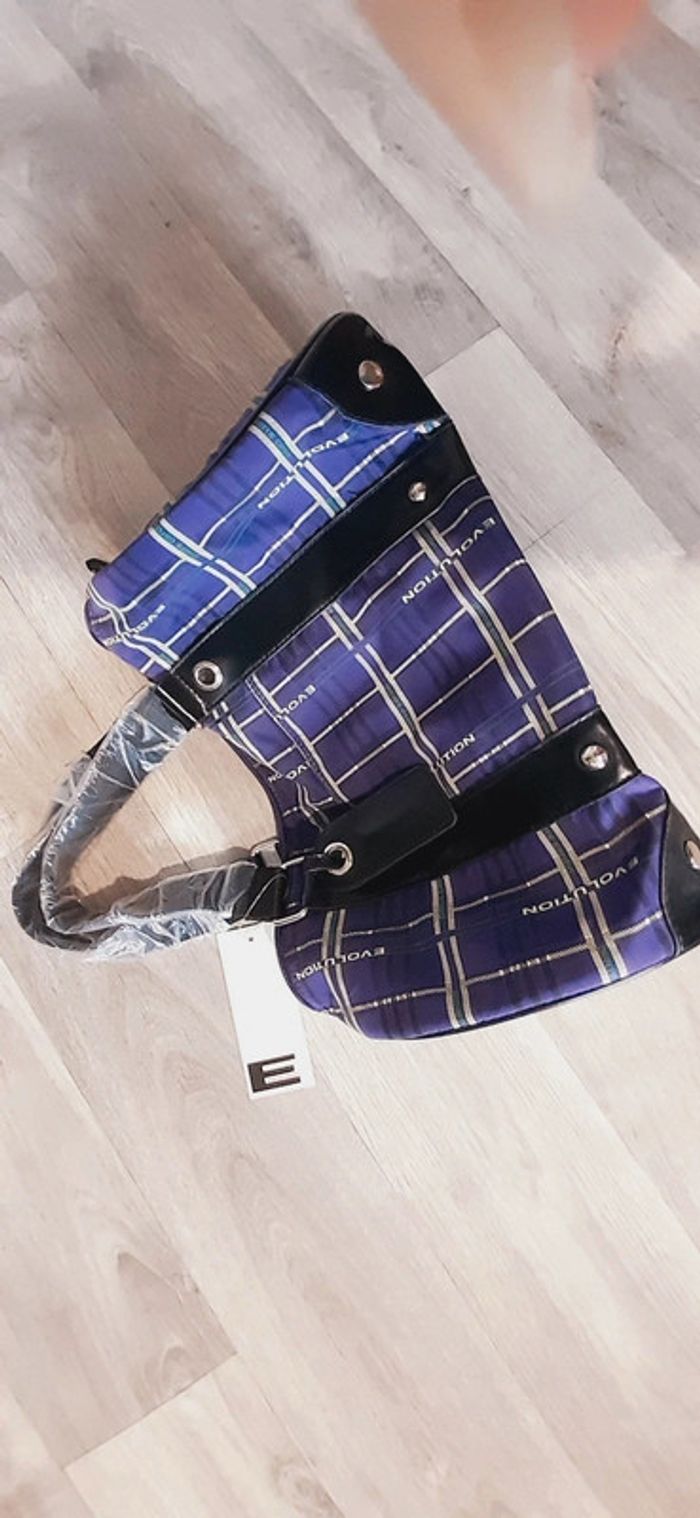 Sac pierre cardin evolution