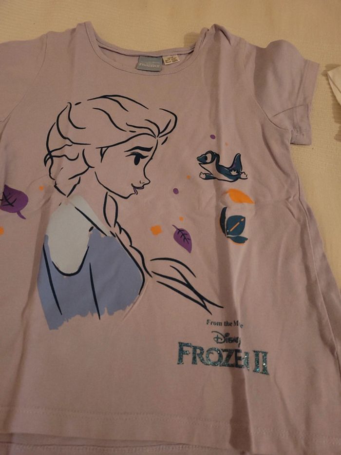 Lot de 2 t-shirts frozen 6/8ans - photo numéro 3