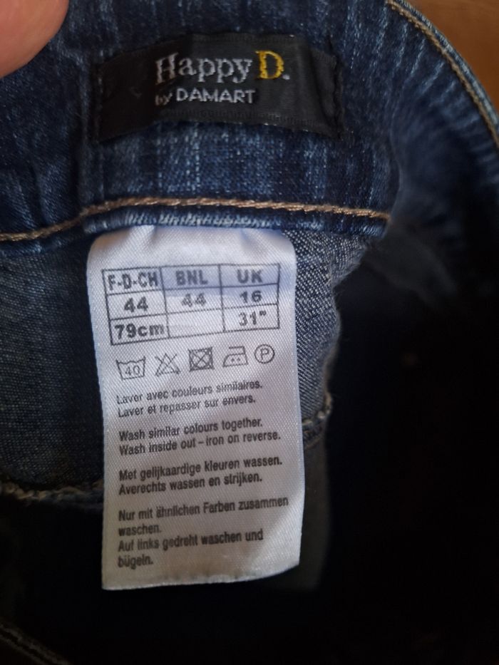 Jean damart en très bon état - photo numéro 10