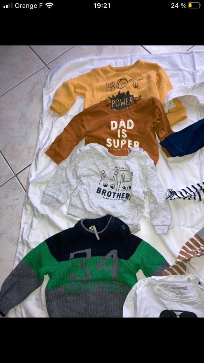 Lot de pulls et pantalon - photo numéro 5