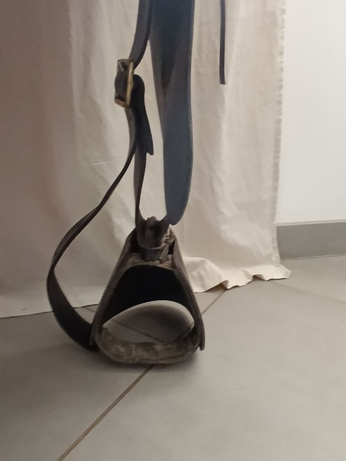 Selle courtois grand confort randonnée - photo numéro 4