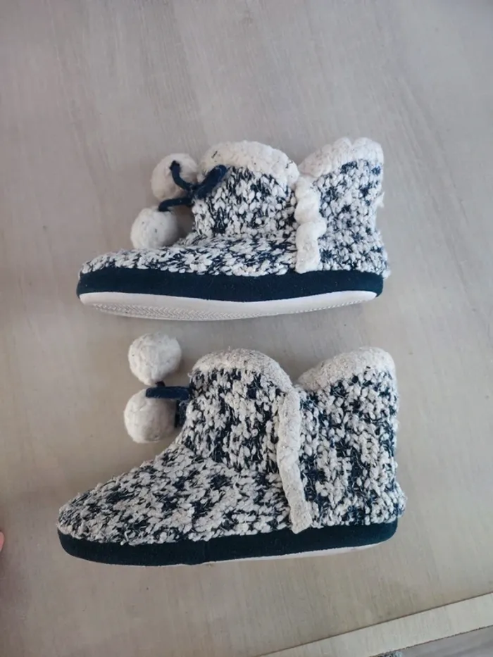 Chaussons enfant taille 30/31 - photo numéro 4