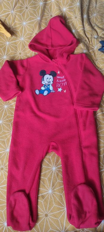 Sur pyjama polaire capuche Mickey