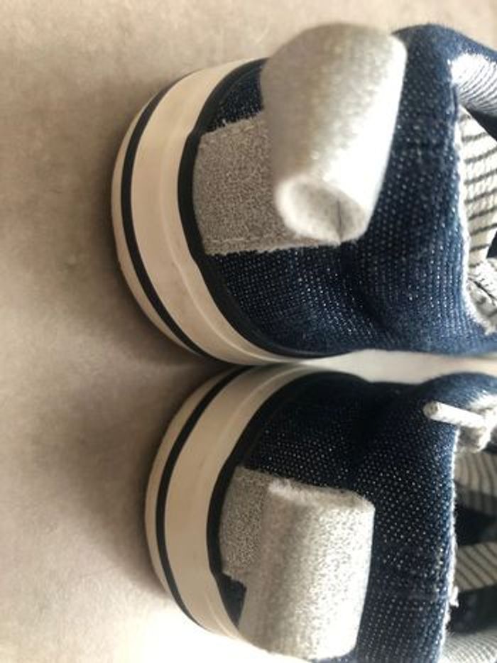 Chaussures taille 30 - photo numéro 4