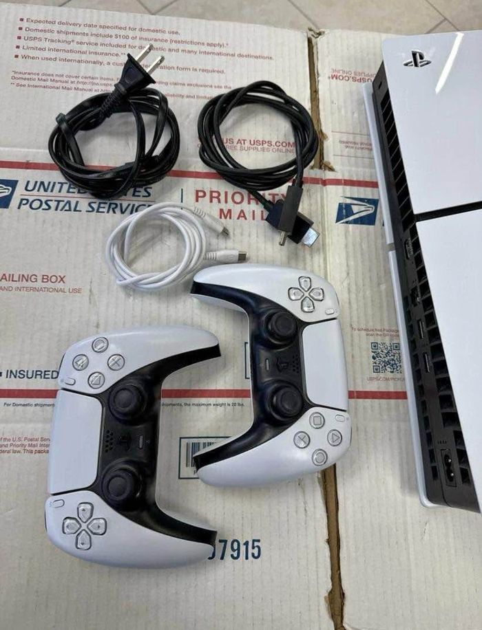 PlayStation 5 pro - photo numéro 3