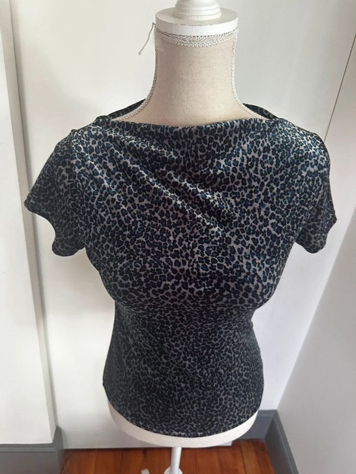T-shirt col bateau motif panthère Taille XS 🐆 - photo numéro 2