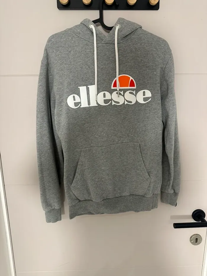 Sweat à capuche Ellesse – Gris – Taille 34
