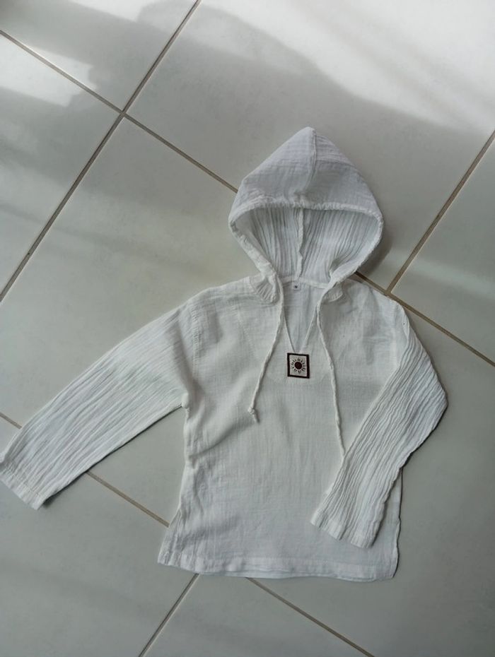 Haut en coton à capuche taille 2-3 ans