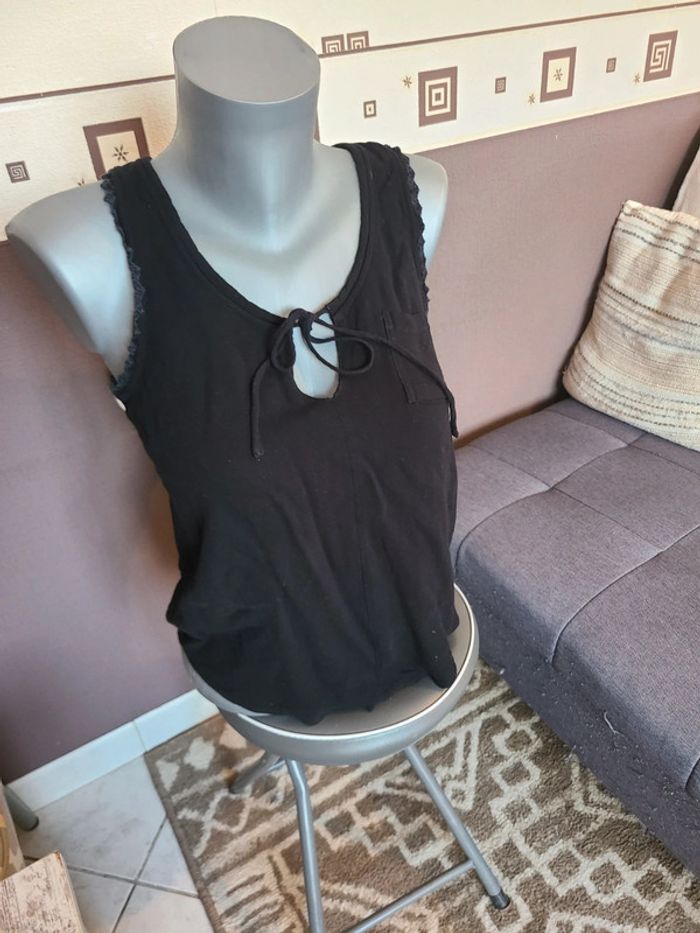 Petite blouse sans manches DDP 38