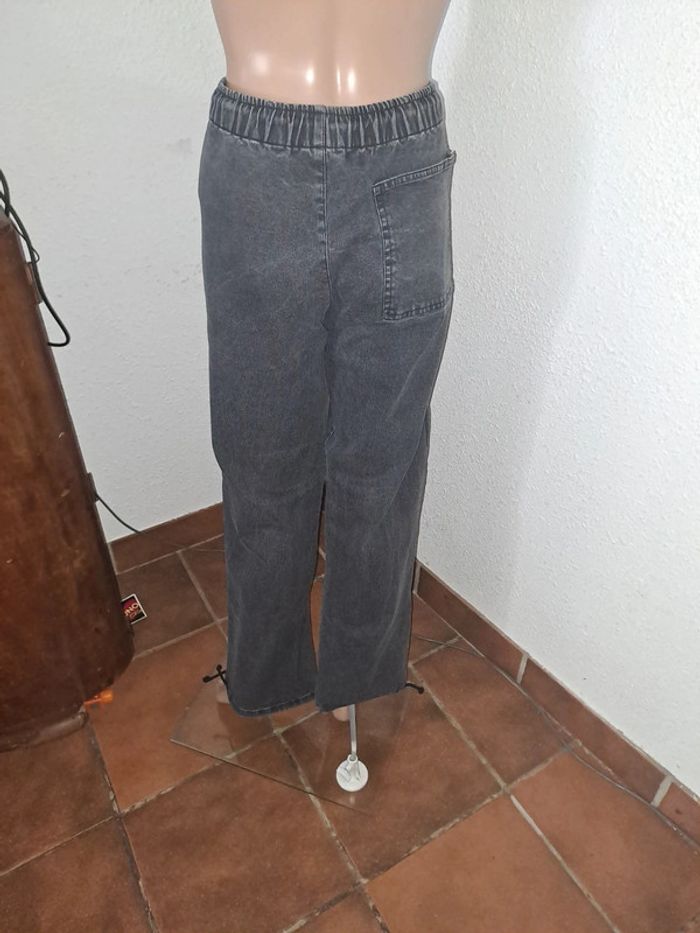 Jean femme taille 42 - photo numéro 2