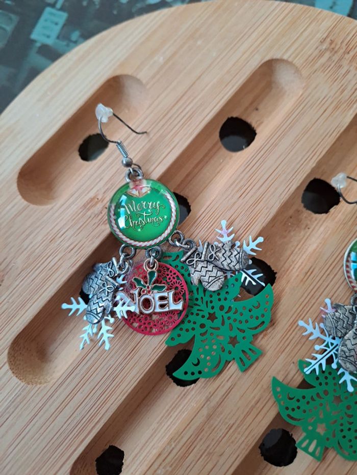 Jolies boucles d oreilles pendantes 8 cm Noël - photo numéro 2