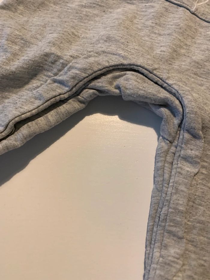 Lot de deux ensemble salopette - taille 3 mois - photo numéro 8