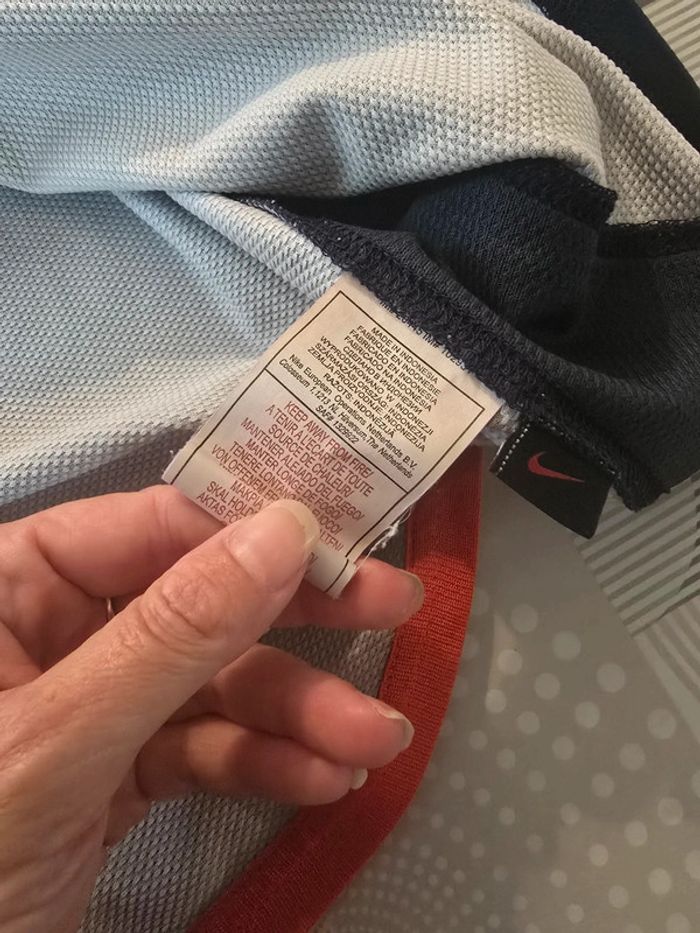 Maillot PSG 2014/15 Nike Taille L- Très bon état - photo numéro 3