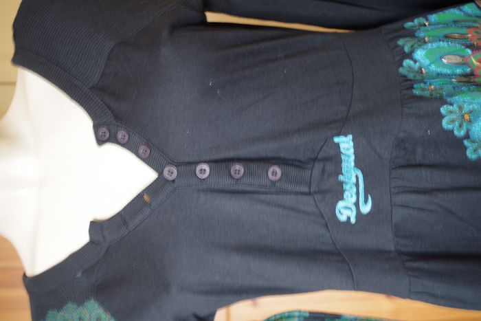 Robe Desigual T. 42 - photo numéro 2