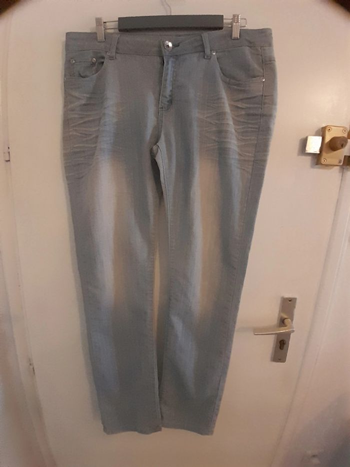 Jeans bleu clair, taille 48, Marque Misex-Jeans