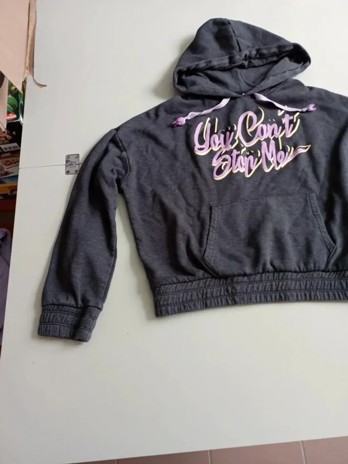 Pull à capuche Jennyfer taille l - photo numéro 2