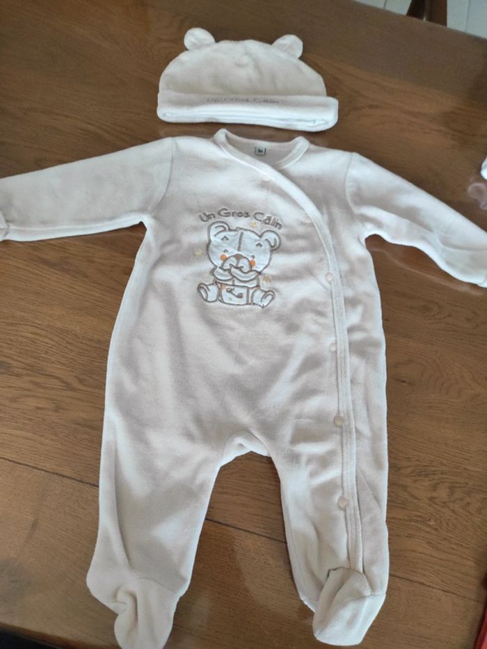 Ensemble pyjama bonnet